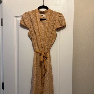 Chelsea & Violet Tan Floral Maxi Dress